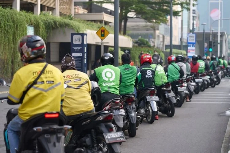 Puluhan Driver Online di Batam Diduga Ditipu Oknum Berkedok Pembuatan Akun Grab, Kerugian Capai Rp50 Juta Ojek Online