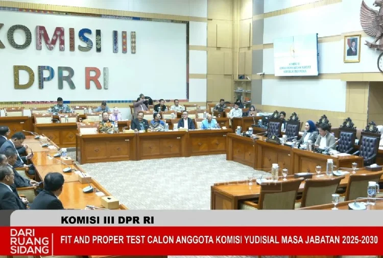 DPR Sahkan Tujuh Anggota Komisi Yudisial Periode 2025–2030