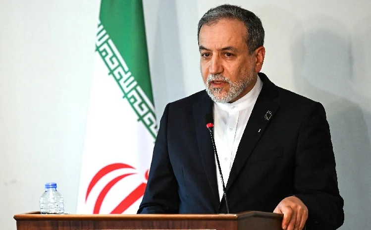Iran Nyatakan Kesiapan Perang Jika AS Uji Kekuatan Militer Menteri Luar Negeri Iran Abbas Araghchi