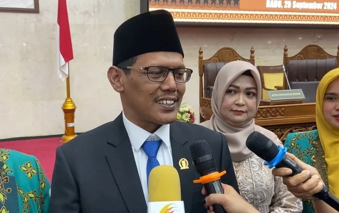 Ketua DPRD Batam Apresiasi Donasi Warga untuk Korban Bencana Sumatera Ketua DPRD Kota Batam Muhammad Kamaluddin