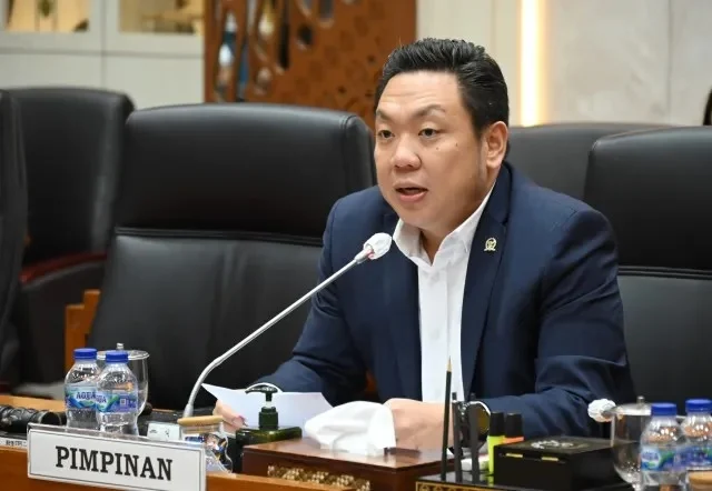 DPR Minta SPPG Penyebab Keracunan MBG Ditutup Permanen Wakil Ketua Komisi IX DPR RI Charles Honoris