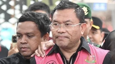 Tim Hukum Tersangka Korupsi MBG Sony Sonjaya Diduga Dibuntuti Usai Pemeriksaan di Kejagung Mantan Wakil BGN, Sony Sonjaya yang kini sudah berstatus tersangka dalam kasus dugaan korupsi
