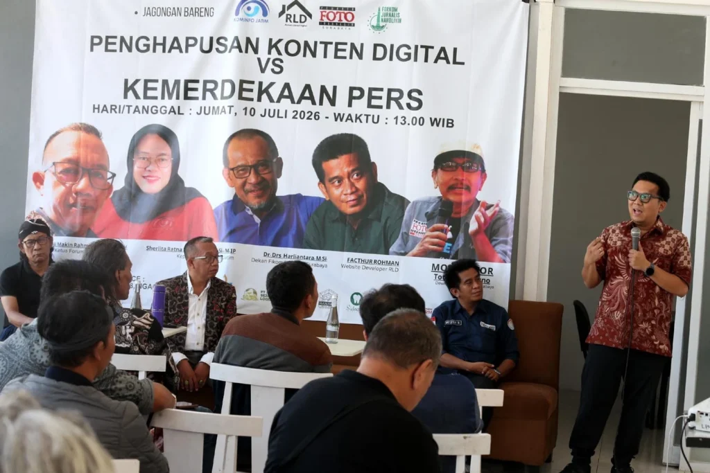 Penghapusan Konten Demi Reputasi Digital Harus Hormati Kemerdekaan Pers Diskusi bertajuk "Penghapusan Konten Digital vs Kemerdekaan Pers" yang digelar Rumah Literasi Digital (RLD) bersama PFI Surabaya dan Forkom Jurnalis Nahdliyin (FJN) di Hanaka Social Space, Surabaya, Jumat (10/7/2026). Foto: Ali Masduki/PFI Surabaya
