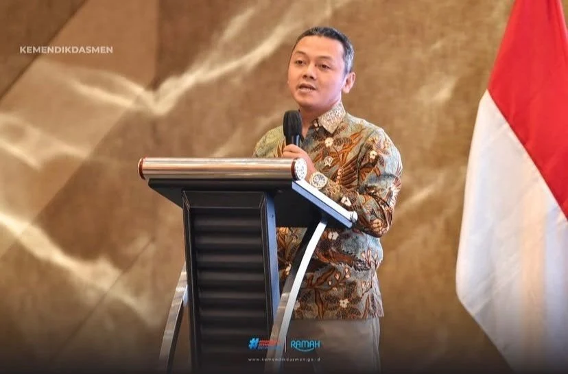 Wamen Pendidikan Dorong Penguatan PJJ di Kepri untuk Tekan Angka Anak Tidak Sekolah Wakil Menteri Pendidikan Kabinet Merah Putih, Fajar Riza Ul Haq
